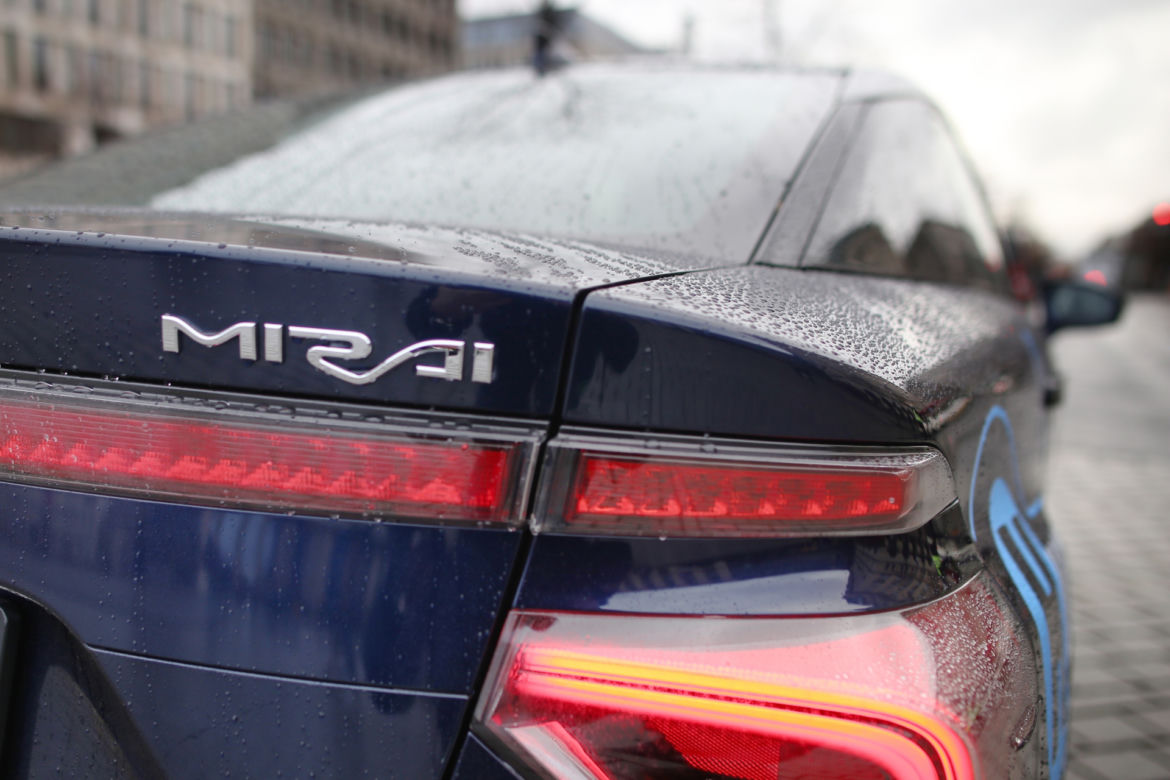 Toyota Mirai zarejestrowana w Polsce