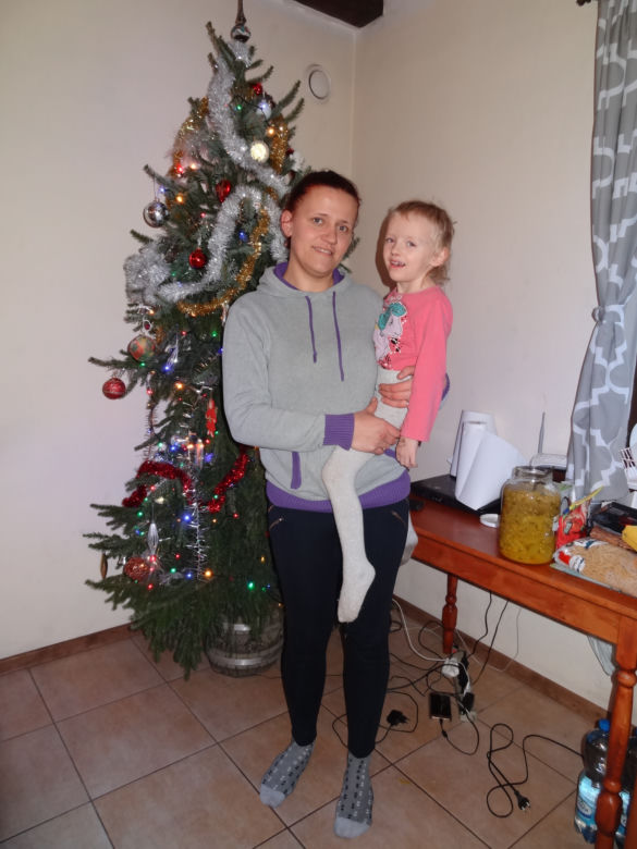 Zuzia nie pójdzie na pasterkę, bo spłonęły jej buciki