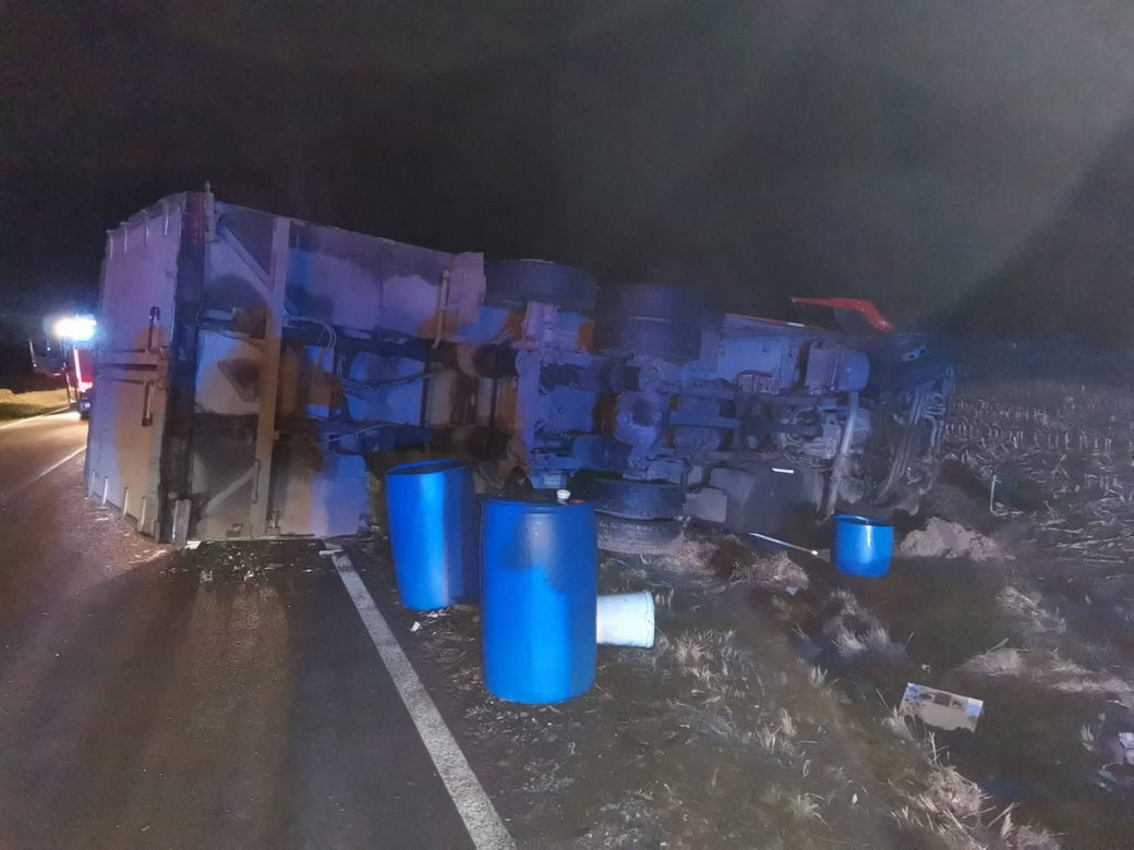 Grób Damiana utonął w kwiatach. Jego ukochana tonie we łzach