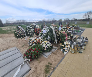 Jadachy. Małżeństwo zginęło pod pociągiem. Spoczęli w jednym grobie [GALERIA]