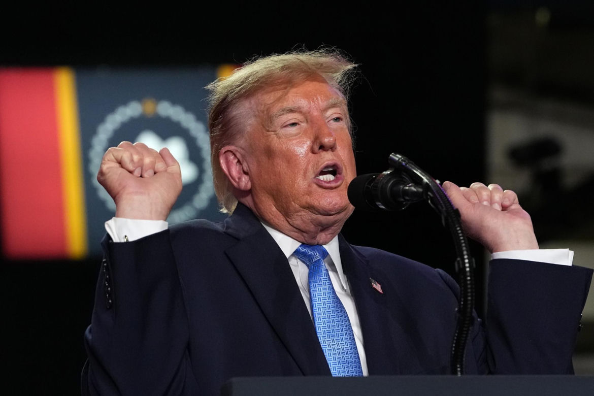 Trump nagle zaczął mówić o pupie! Nie krył zachwytu
