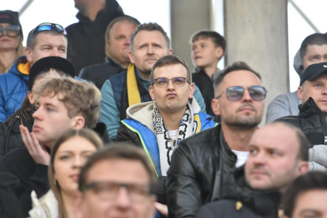 PRES Grupa Deweloperska Toruń - Stelmet Falubaz Zielona Góra, zdjęcia kibiców i zawodników ze sparingu na Motoarenie