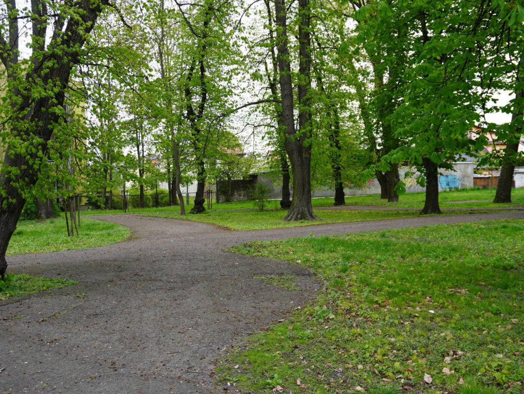 Park Bronowice wiosną 2024