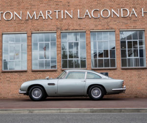 Oryginalny Aston Martin DB5 Jamesa Bonda