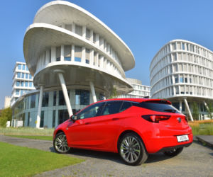 Opel Astra V