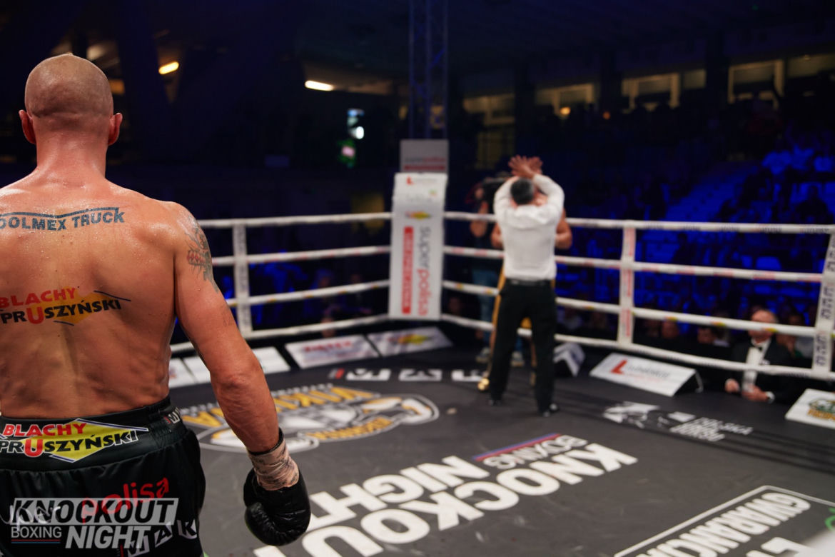 Michał Cieślak wygrał na Knockout Boxing Night 24