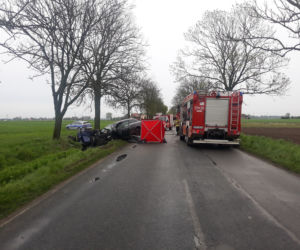 Koszmarny wypadek w miejscowości Kotowy. Młoda kobieta i sprawca zginęli na miejscu