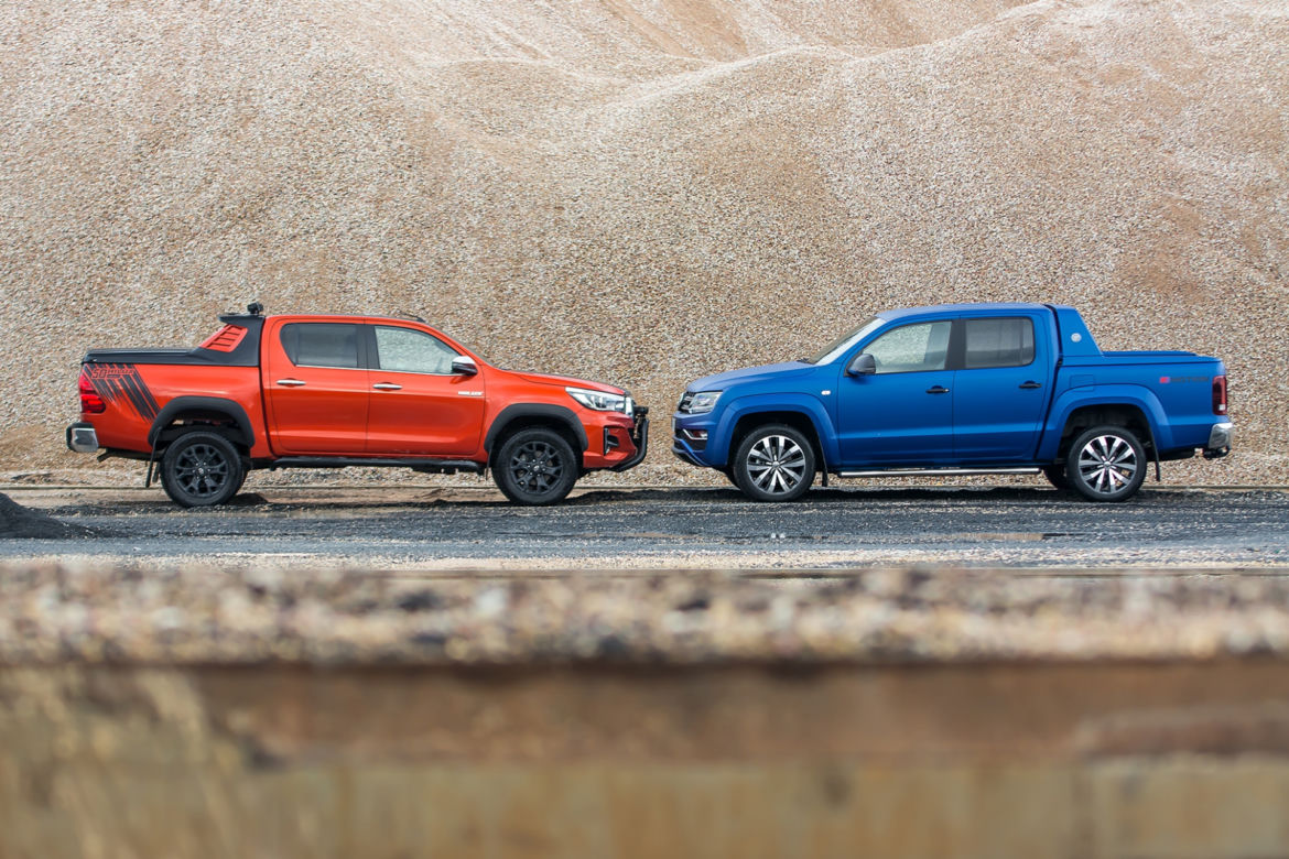 Toyota Hilux 2.4 D-4D 150 KM 4x4 AT6 Selection 50 vs. Volkswagen Amarok V6 3.0 TDI 258 KM 4Motion DSG8 Aventura