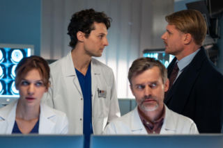 Na dobre i na złe, odcinek 989: Romans Glorii i Kamila! Zemsta Begera przyniesie odwrotny skutek