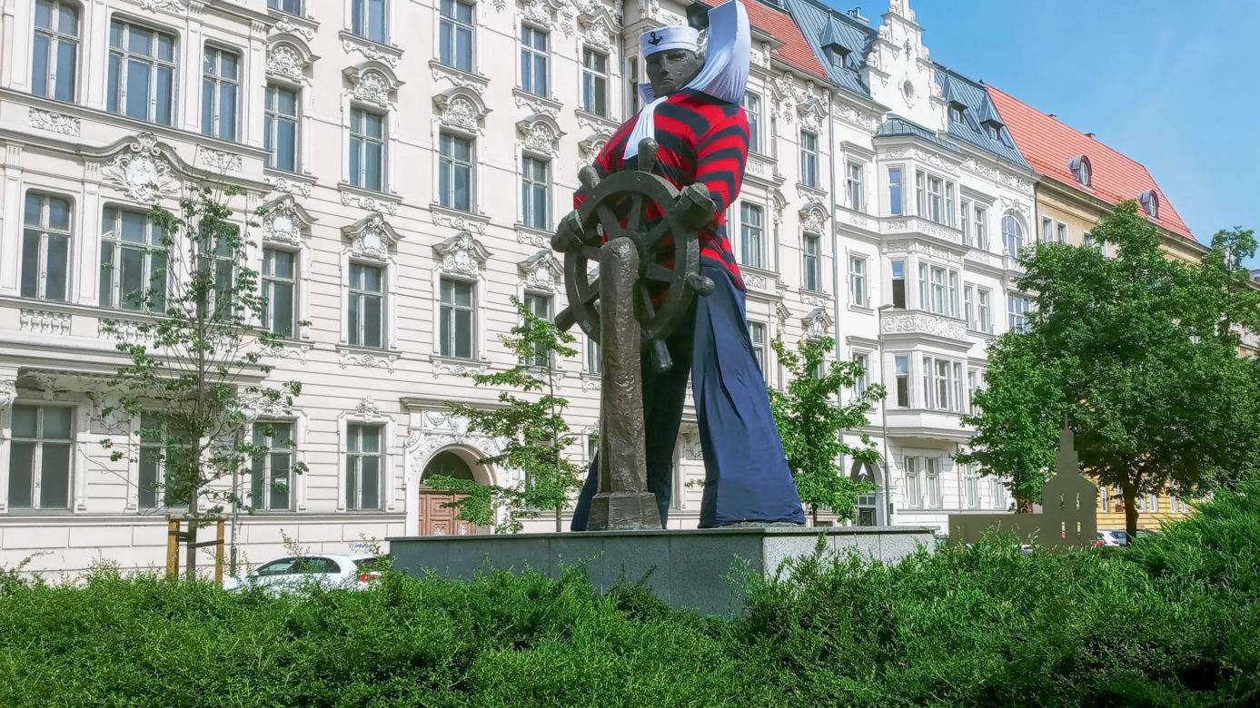 Wystrojony marynarz zaprasza na "Żagle 2021" w Szczecinie!