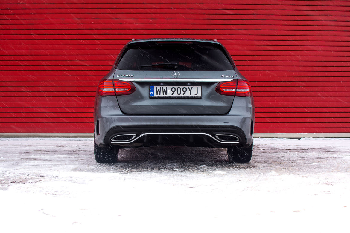 Mercedes-Benz C220d Kombi 4Matic 9G-Tronic AMG Line