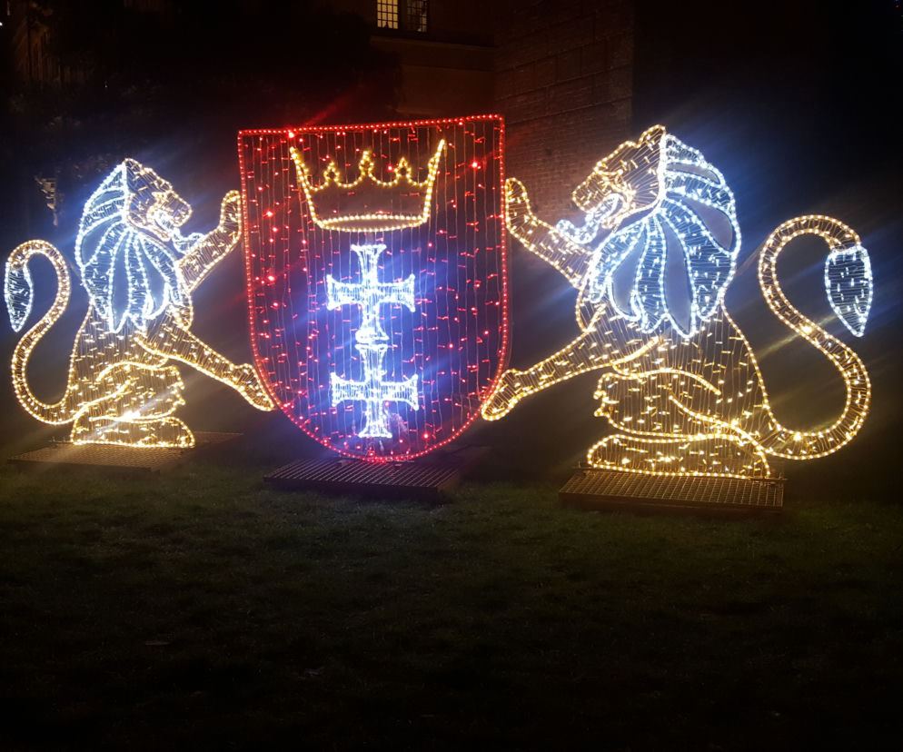 Coroczne iluminacje świąteczne to jeden z wyczekiwanych elementów przygotowań do świąt