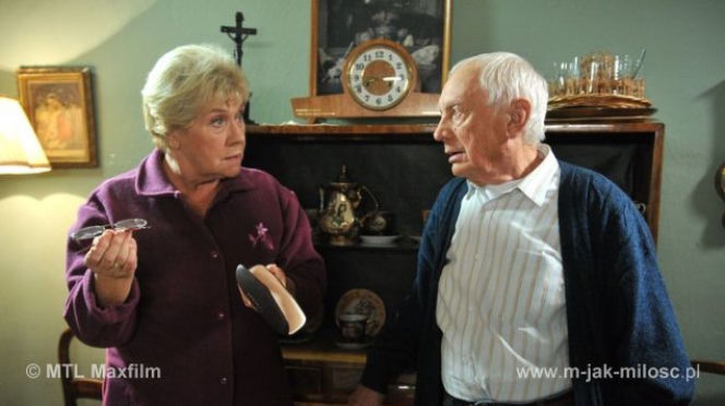M jak miłość. Barbara (Teresa Lipowska) , Lucjan (Witold Pyrkosz) Mostowiakowie
