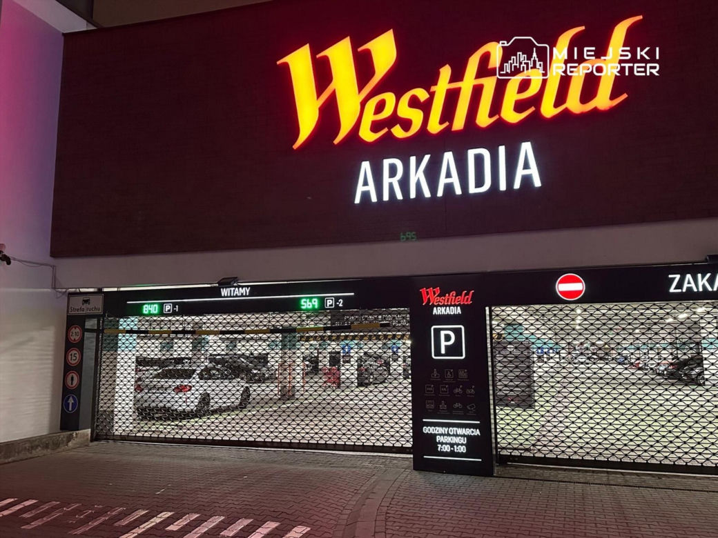 Totalny paraliż przy Arkadii w Warszawie. Znamy przyczyny chaosu drogowego