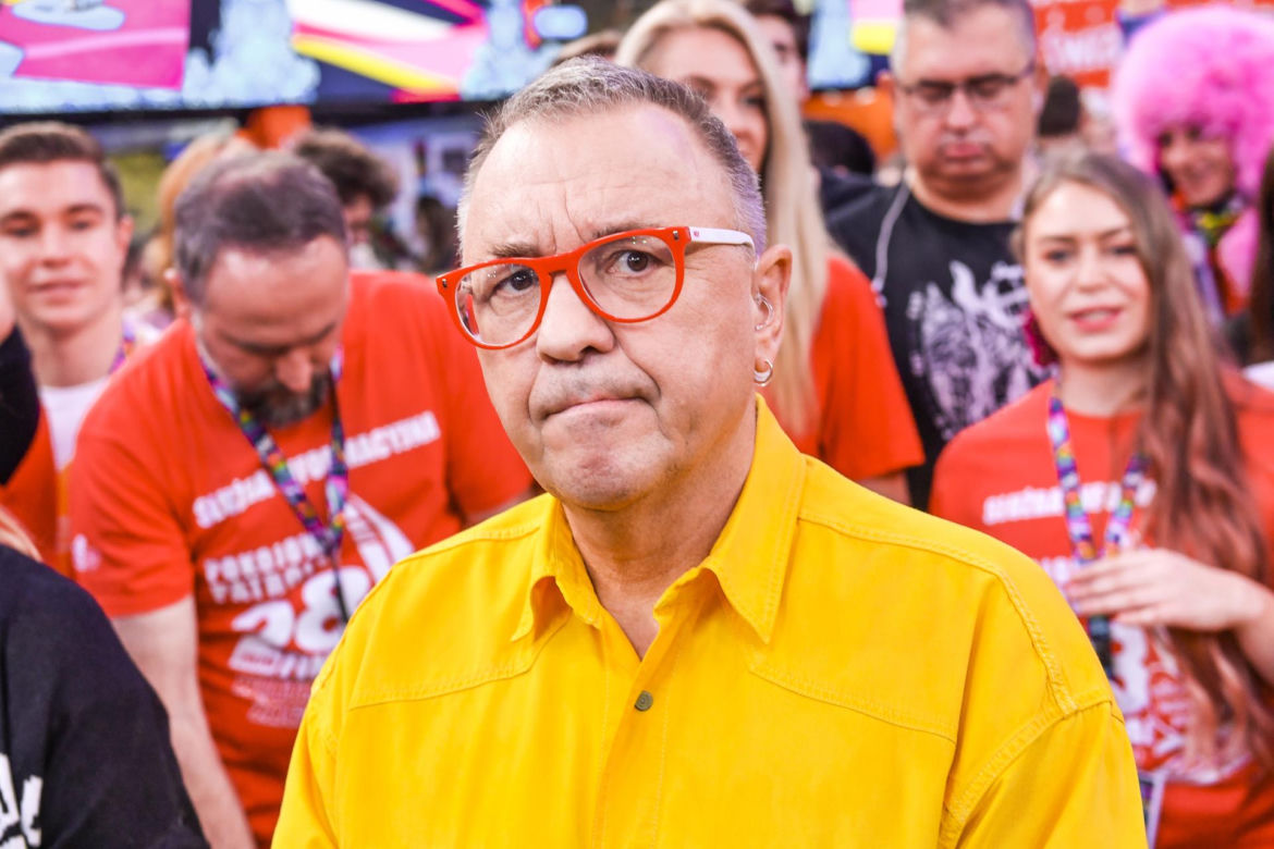 Jerzy Owsiak na przestrzeni lat. Tak zmieniał się jego charakterystyczny wizerunek
