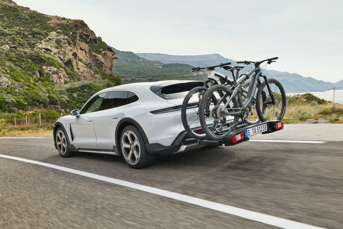 Porsche Taycan Cross Turismo