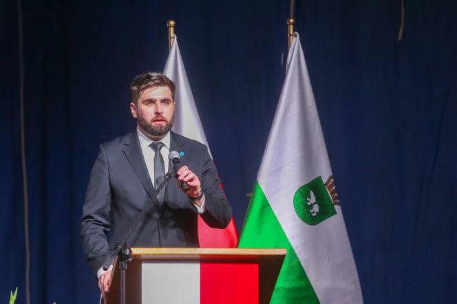 Jakub Banaszek ma szansę zostać kandydatem Patola i Socjal na premiera. Co wiemy o jego życiu pr…