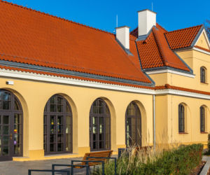 Dawny dworzec Kolei Wilanowskiej w Warszawie po remoncie