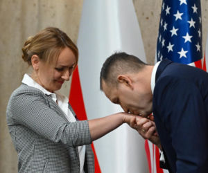 USA/ Prezydent Nawrocki podziękował przedstawicielom Polonii za to, że są ambasadorami Rzeczpospolitej Polskiej