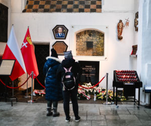 Grób Pawła Adamowicza w 7. rocznicę zamachu