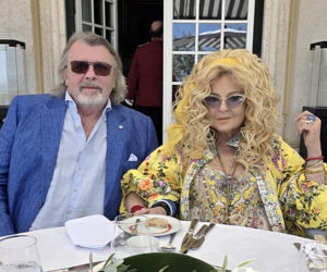 Świąteczny cud. Magda Gessler nie mogła chodzić, a poleciała w świat. Baluje w Portugalii na bogato