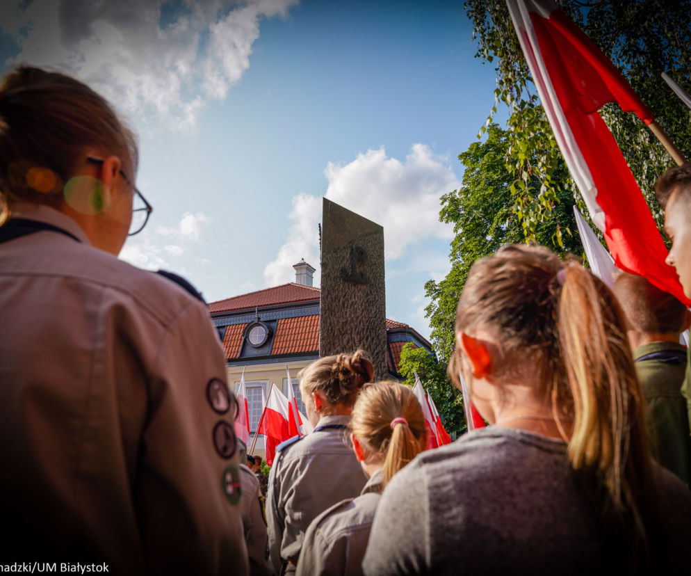 1 sierpnia w Białymstoku. Zawyją syreny. Uroczystość pod pomnikiem Żołnierzom Armii Krajowej