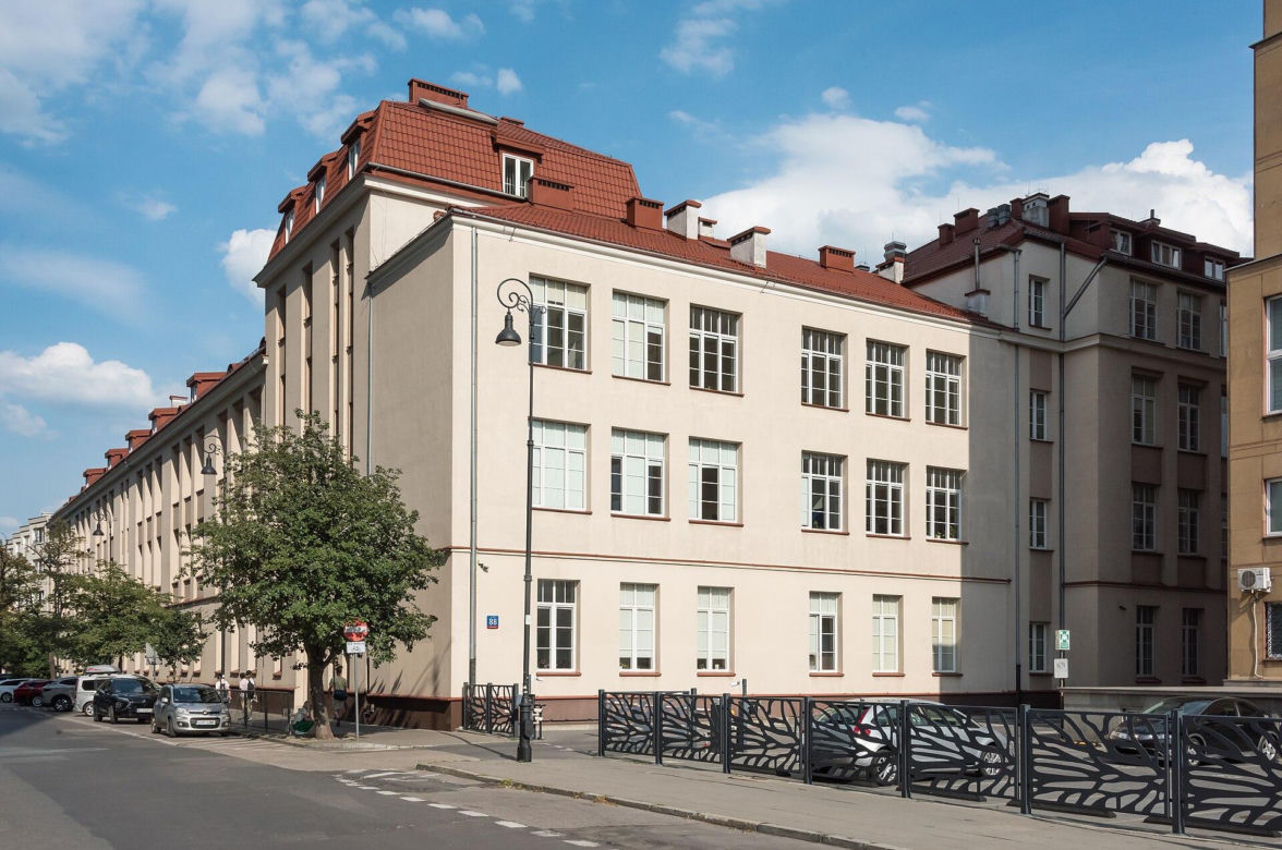 7 .IX LO im. Klementyny Hoffmanowej w Warszawie