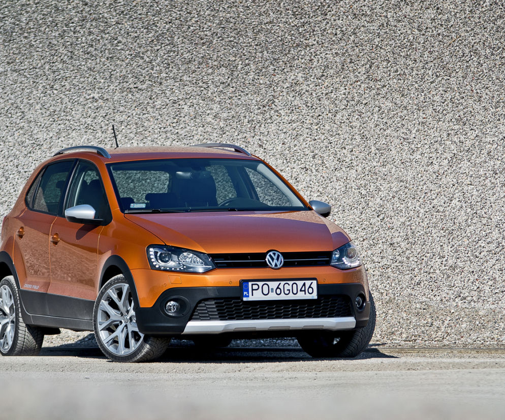 Volkswagen Cross Polo lifting 2014