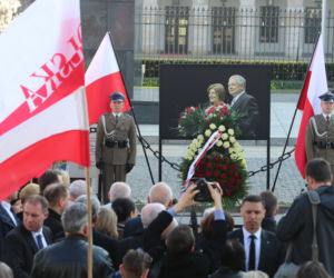 Apel Pamięci przed Pałacem Prezydenckim
