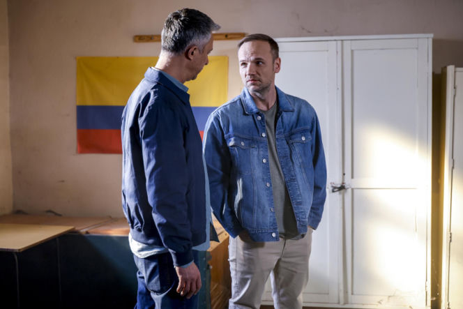 Pierwsza miłość. Artur (Łukasz Płoszajski), Janek ( Maciej Mikołajczyk)