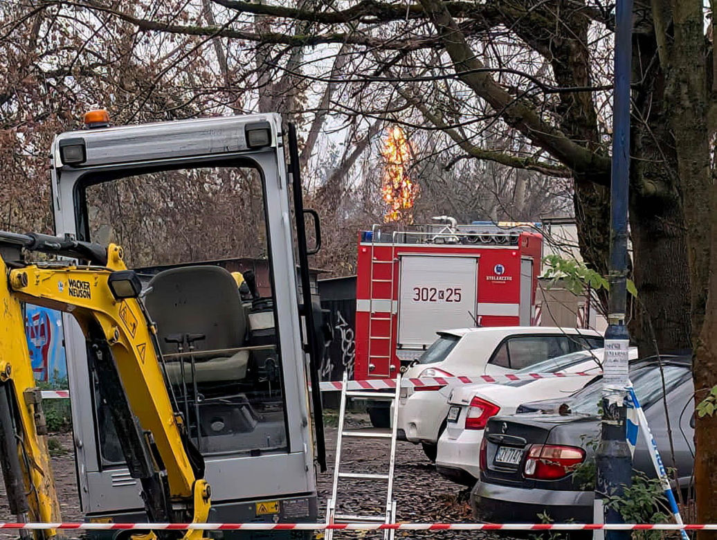 Rozszczelnienie gazociągu przy ul. Komandosów w Krakowie