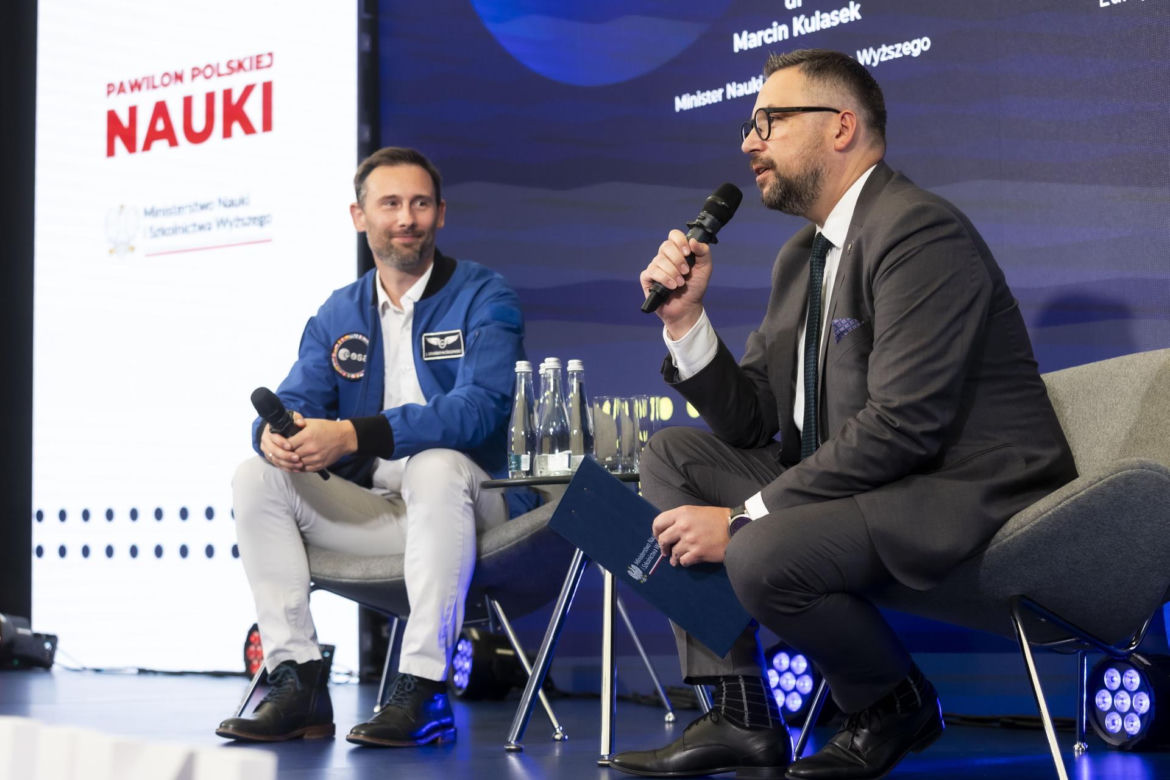 Sławosz Uznański-Wiśniewiski na forum w Karpaczu.
