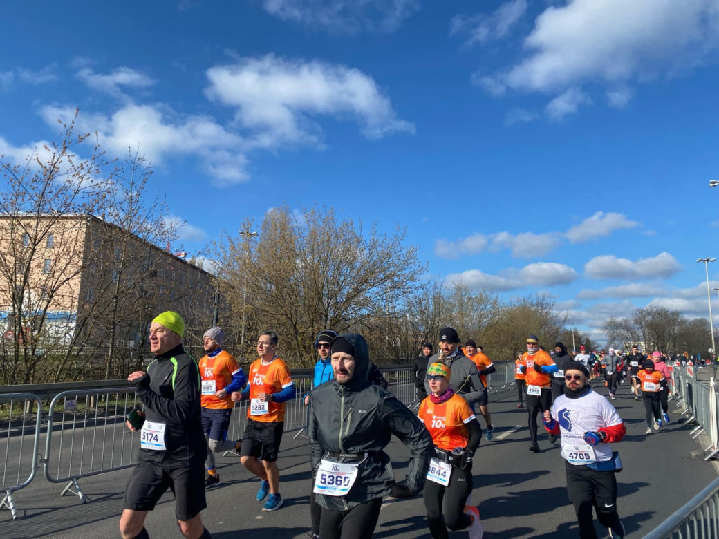 DOZ Maraton Łódź 2025. Biegacze opanowali Łódź