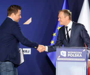 Polacy mówią dość! Kaczyński i Tusk na emeryturę