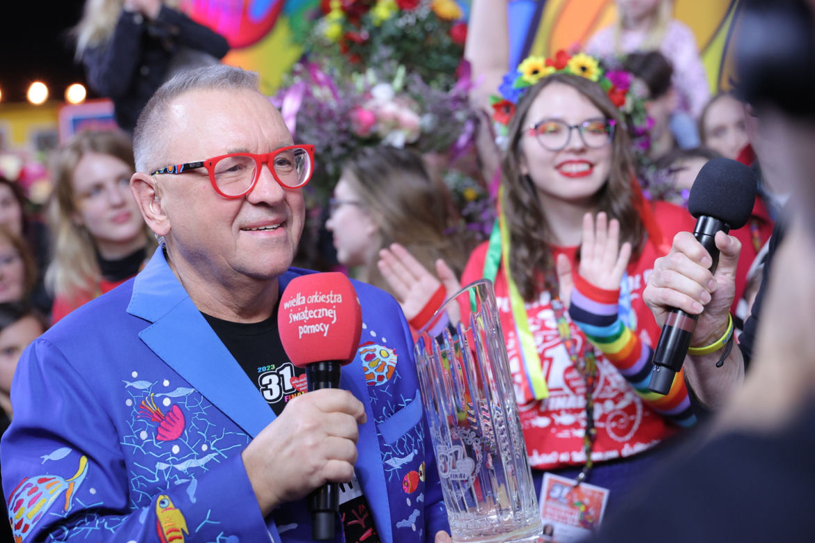 Finał WOŚP w Warszawie. Rafał Trzaskowski w sztabie Jurka Owsiaka