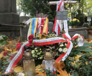 Skromniutki grób bohaterki. Wanda Traczyk-Stawska dostała muzeum, a mogiła czeka