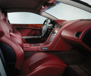 Aston Martin DB9 Coupe