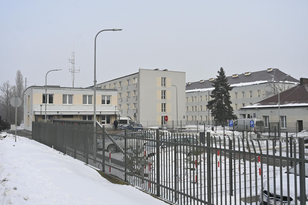 Pijany dowódca kompanii miał zgwałcić młodą policjantkę. Szokująca afera w policji