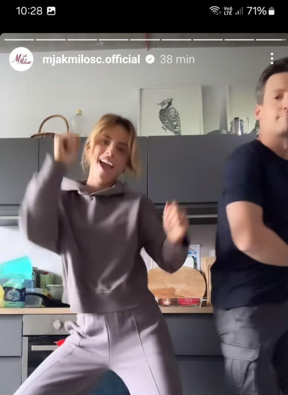 M jak miłość na planie. Kama (Michalina Sosna), Jakub Karski (Krzysztof Kwiatkowski)