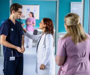 Szpital św. Anny, odcinek 88: Zyta próbuje namówić Krzysztofa Wrońskiego do powrotu do pracy