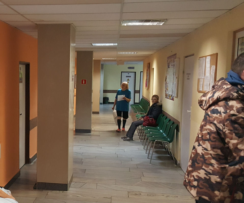 Na grypę najczęściej chorują ludzie starsi i dzieci