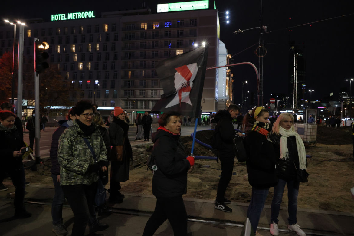 Strajk Kobiet w Warszawie. Tłumy znów wychodzą na ulice