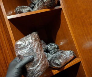 Policjanci zlikwidowali laboratorium mefedronu. Zatrzymany był poszukiwany przez Interpol