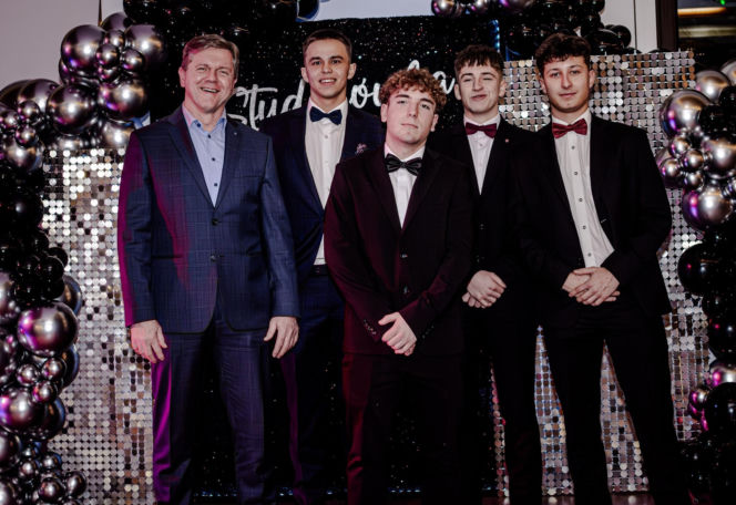 Studniówka liceum w Zawoi