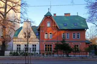 Wyremontowana willa przy ul. Królowej Korony Polskiej