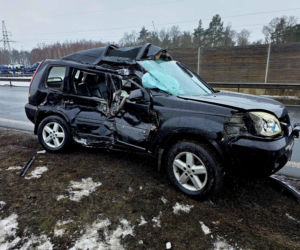 Droga w obu kierunkach jest całkowicie zablokowana