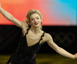 Amber Glenn zdobyła złoto dla USA, musiała zrezygnowac z mediów przez fanatyków Trumpa