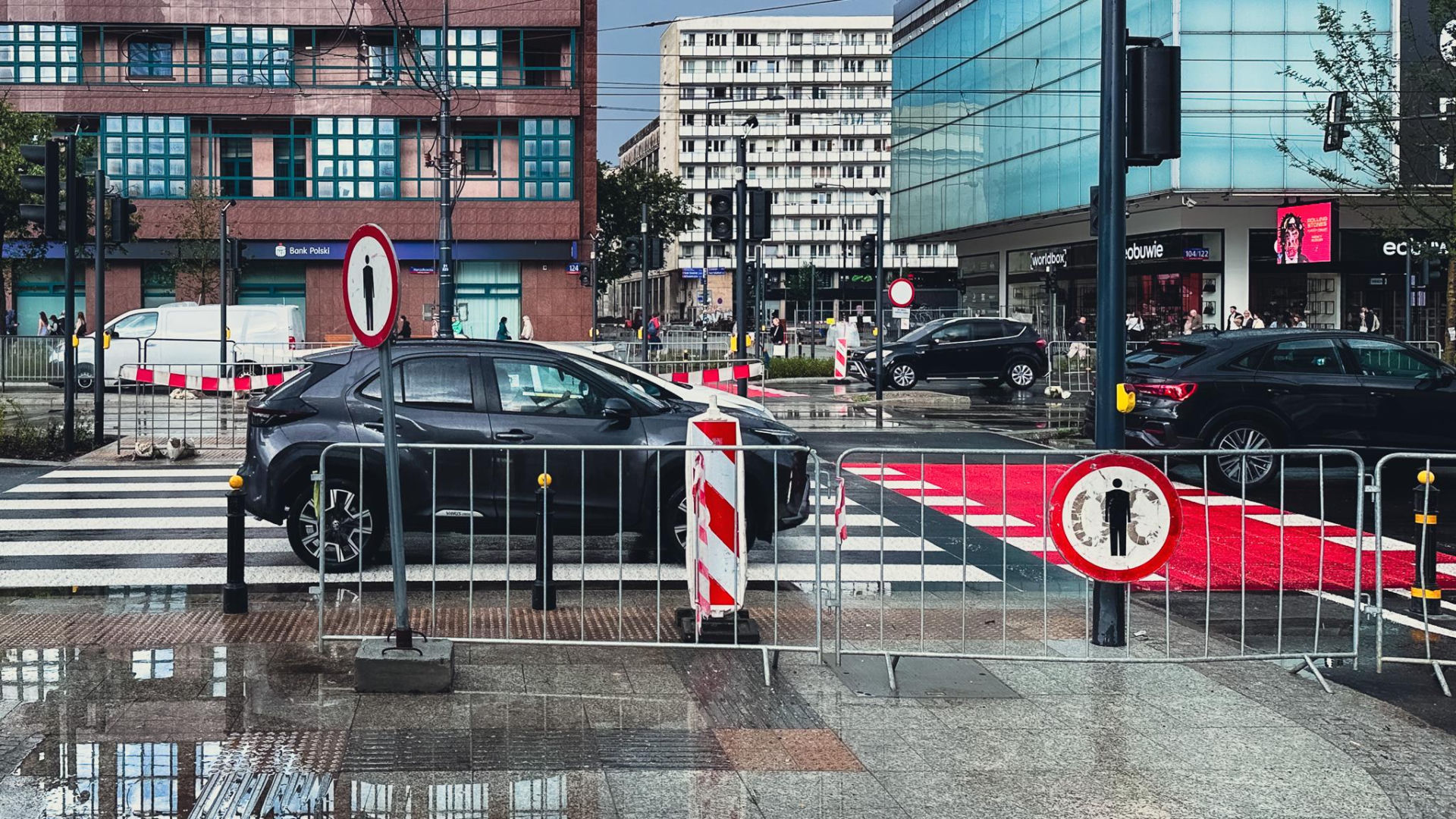 Przejście na ul. Marszałkowskiej w Warszawie przy ul. Fangora