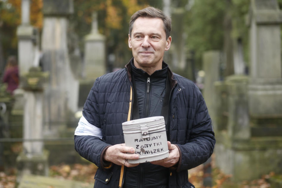 Krzysztof Ziemiec jest bardzo religijny. Wiadomo, czy przełożył to na dzieci!