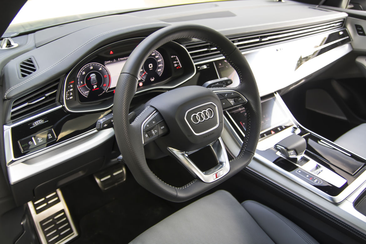 Audi Q8 50 TDI quattro tiptronic 